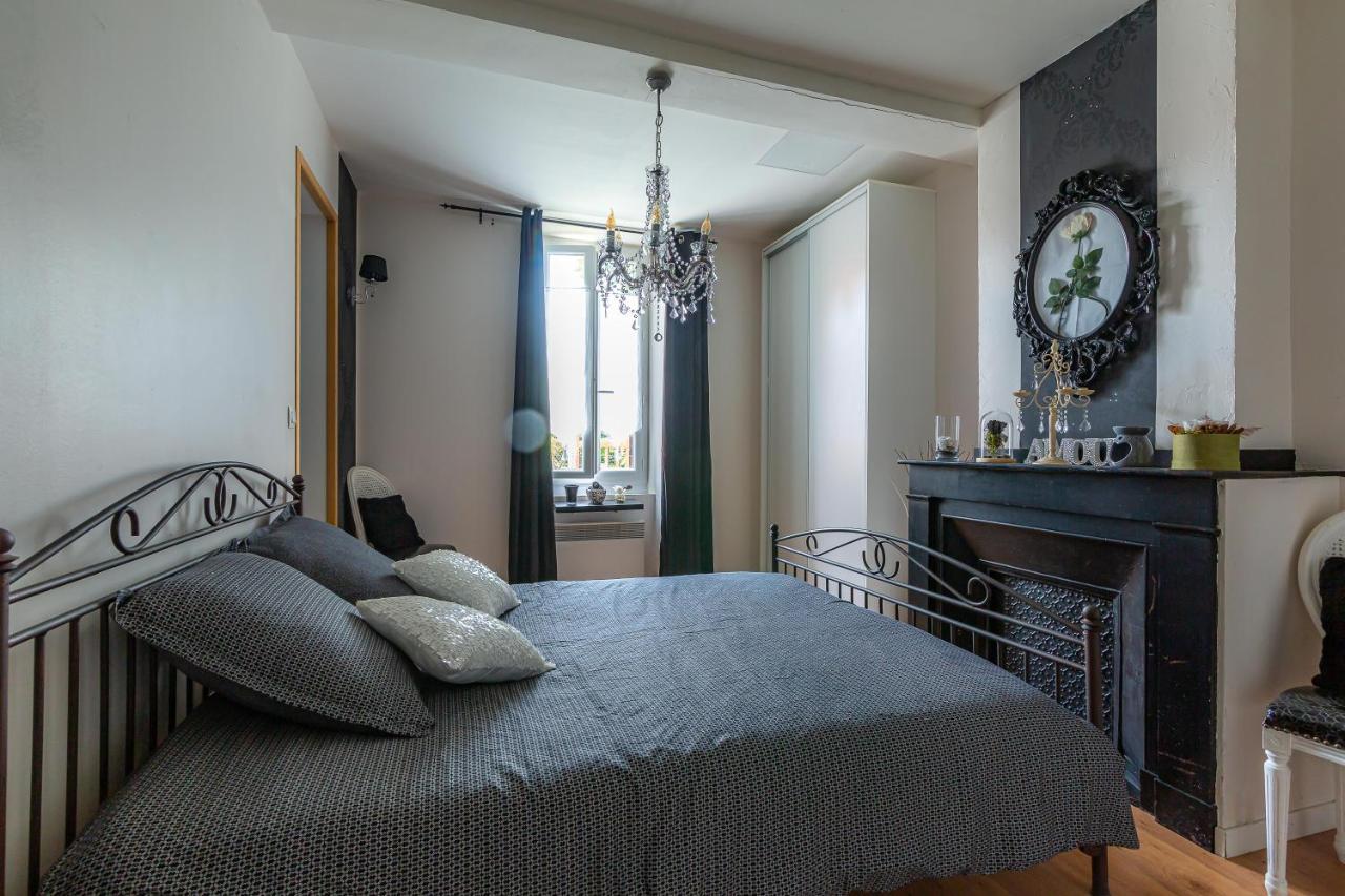 Le Mas Rose Villeneuve-les-Montreal Екстер'єр фото